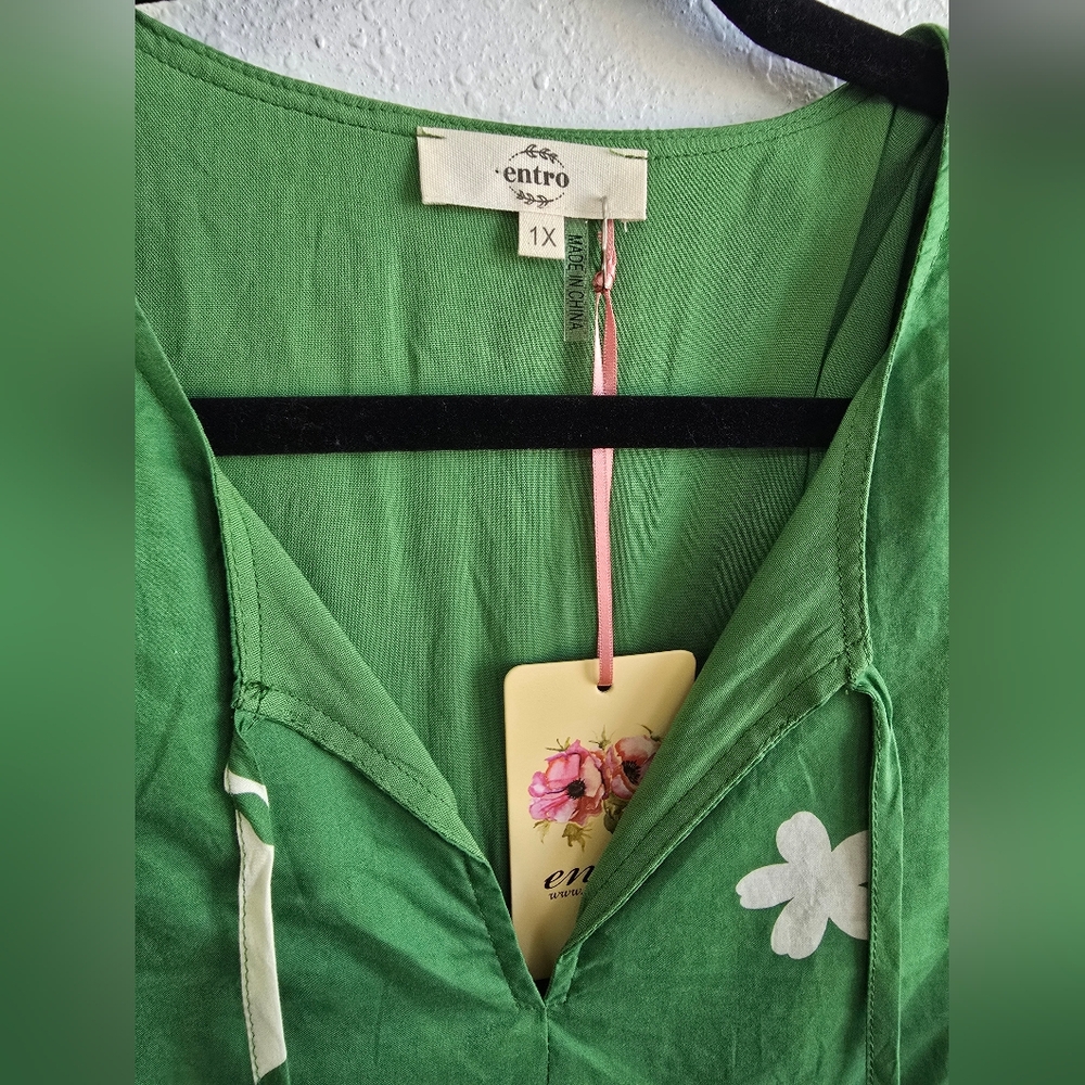 Entro NWT Glorious Green Babydoll Dress Stamped Floral Spring Mini Sz 1X - Picture 9 of 10